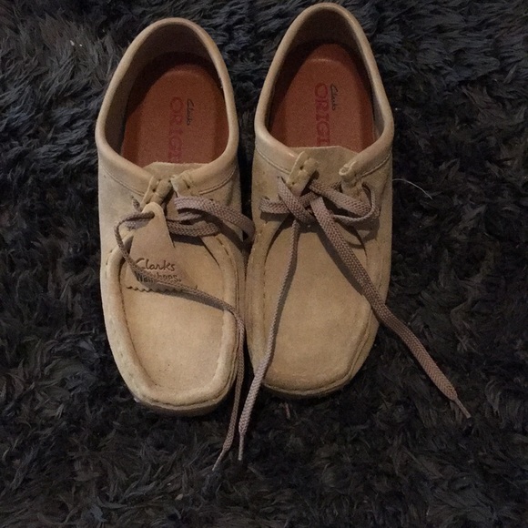 Clarks Women's Wallabee - Sand Suede - Picture 4 of 4